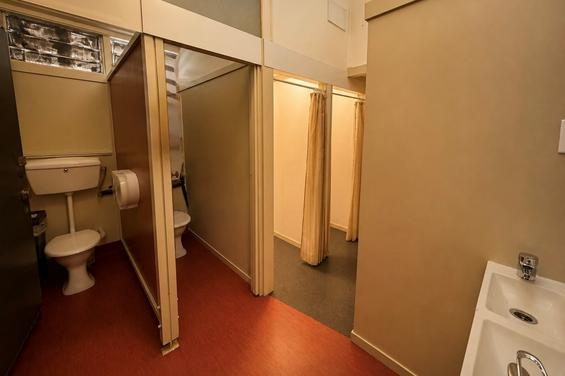 Rangiora Lodge - bathroom