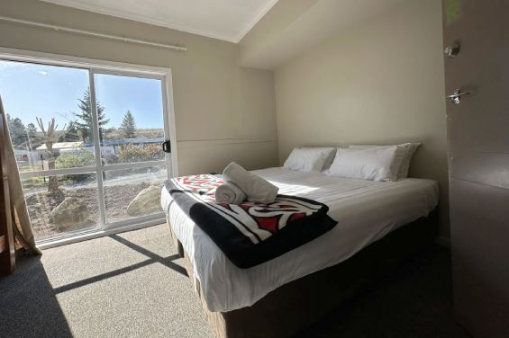 Ruataniwha Lodge - bedroom