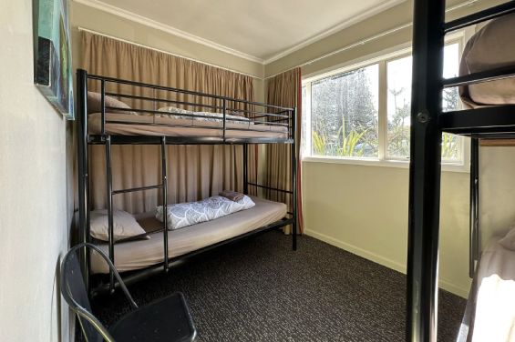 Ruataniwha Lodge - bedroom
